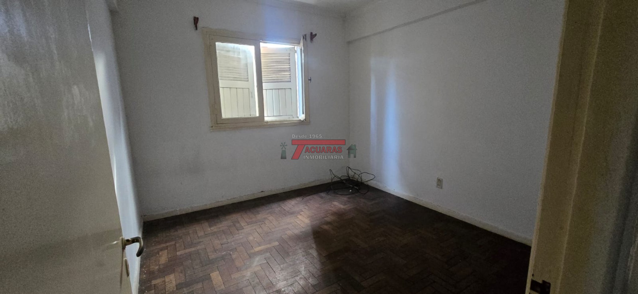 DEPARTAMENTO DE 2 DORMITORIOS CALLE CORDOBA.