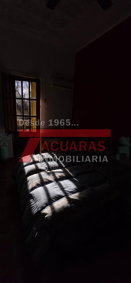 CASA EN VENTA ESTILO ANTIGUA EN CALLE LA RIOJA