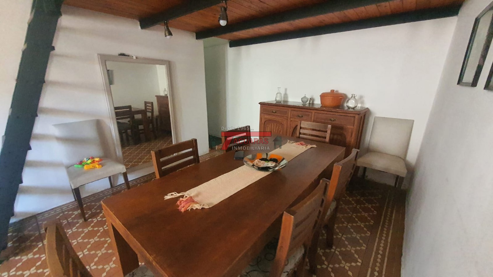 CASA ANTIGUA CON GRAN TERRENO - NOGOYA 644