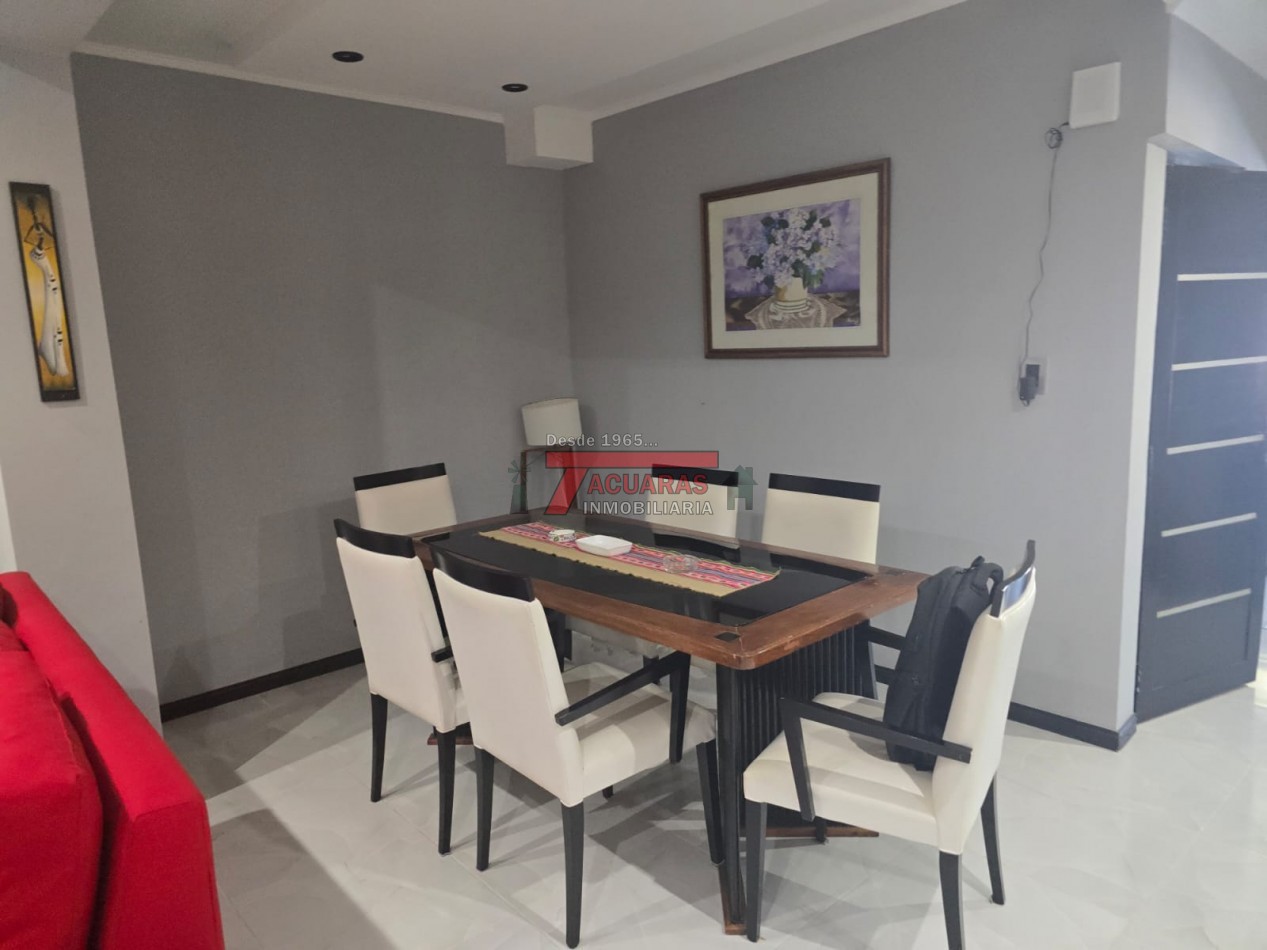 VENTA DE HERMOSA CASA EN CALLE FACUNDO ZUVIRIA 