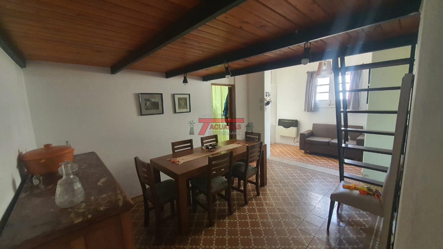 CASA ANTIGUA CON GRAN TERRENO - NOGOYA 644