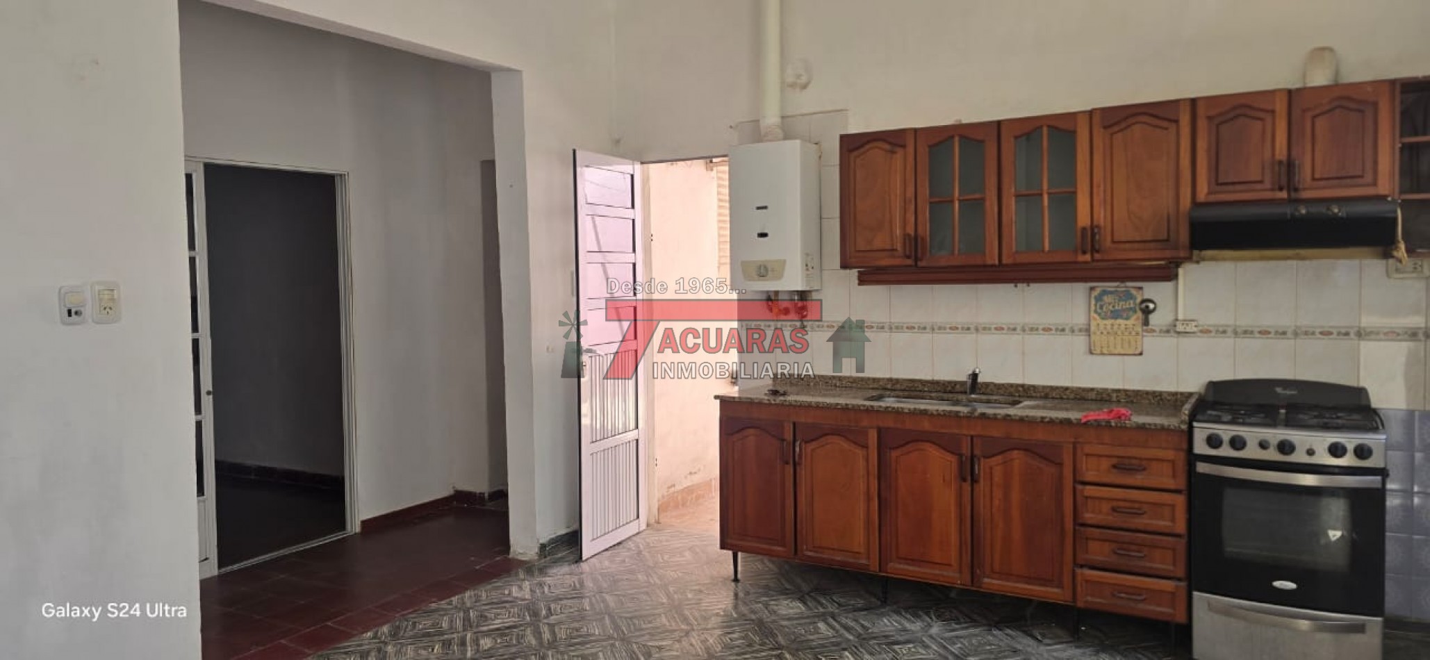 VENTA DE CASA INTERNA EN CALLE ALEM Y AVENIDA RAMIREZ,