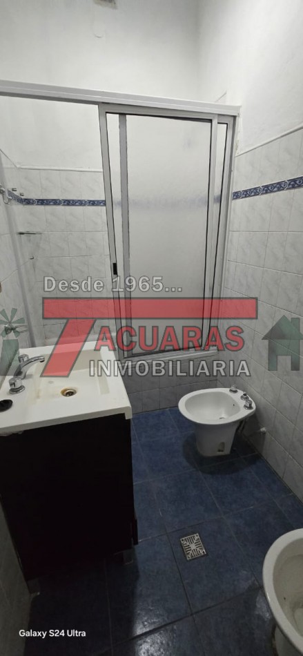 VENTA DE CASA INTERNA EN CALLE ALEM Y AVENIDA RAMIREZ,
