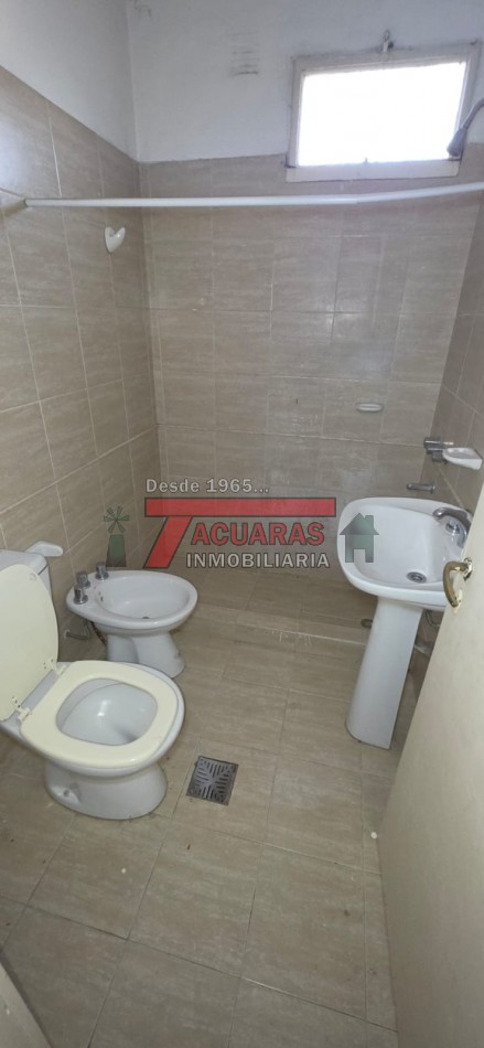 DEPARTAMENTO DE 2 DORMITORIOS CALLE CORDOBA.