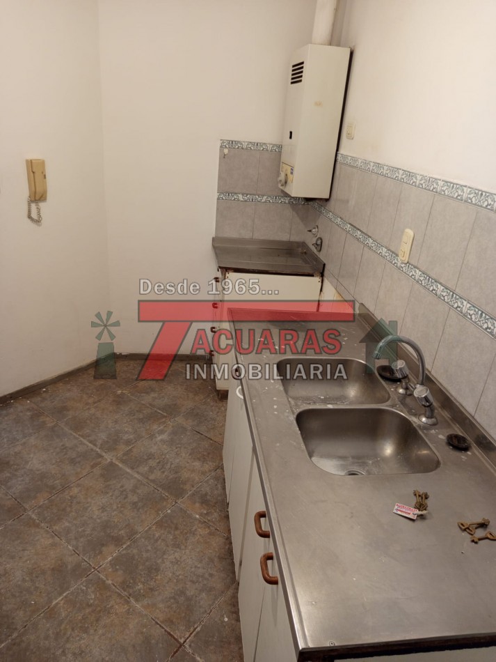 DEPARTAMENTO EN ALQUILER ZONA CENTRO .