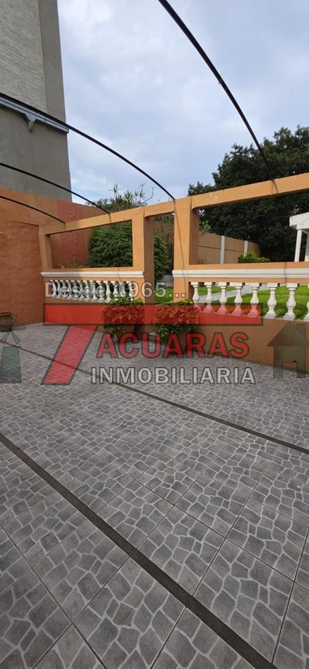 CASA EN VENTA ESTILO ANTIGUA EN CALLE LA RIOJA