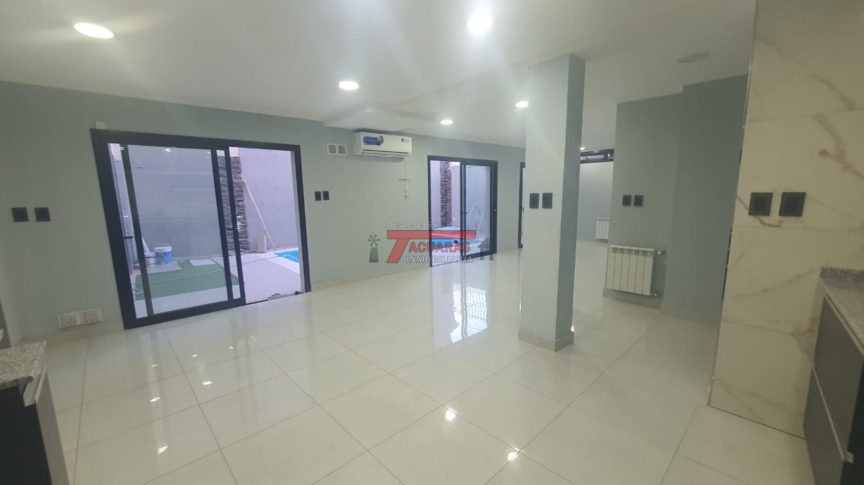 ALQUILER DE IMPORTANTE CASA EN CALLE NOGOYA Y PLUMERILLO.