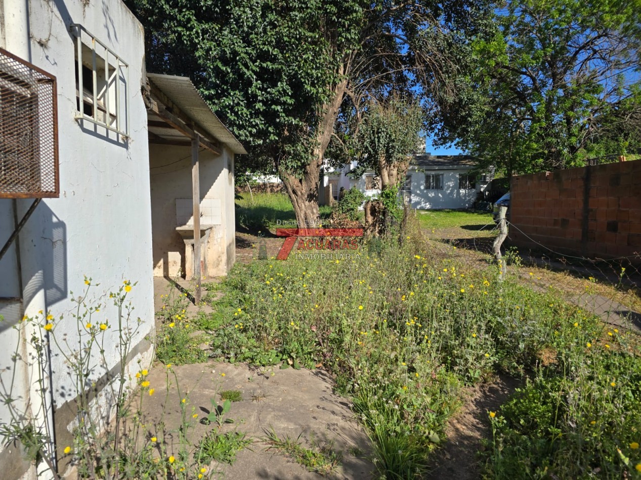 VENTA DE CASA EN CALLE GOBERNADOR MIHURA.