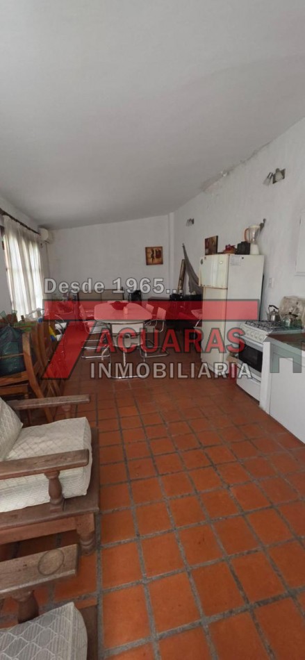 CASA EN VENTA ESTILO ANTIGUA EN CALLE LA RIOJA