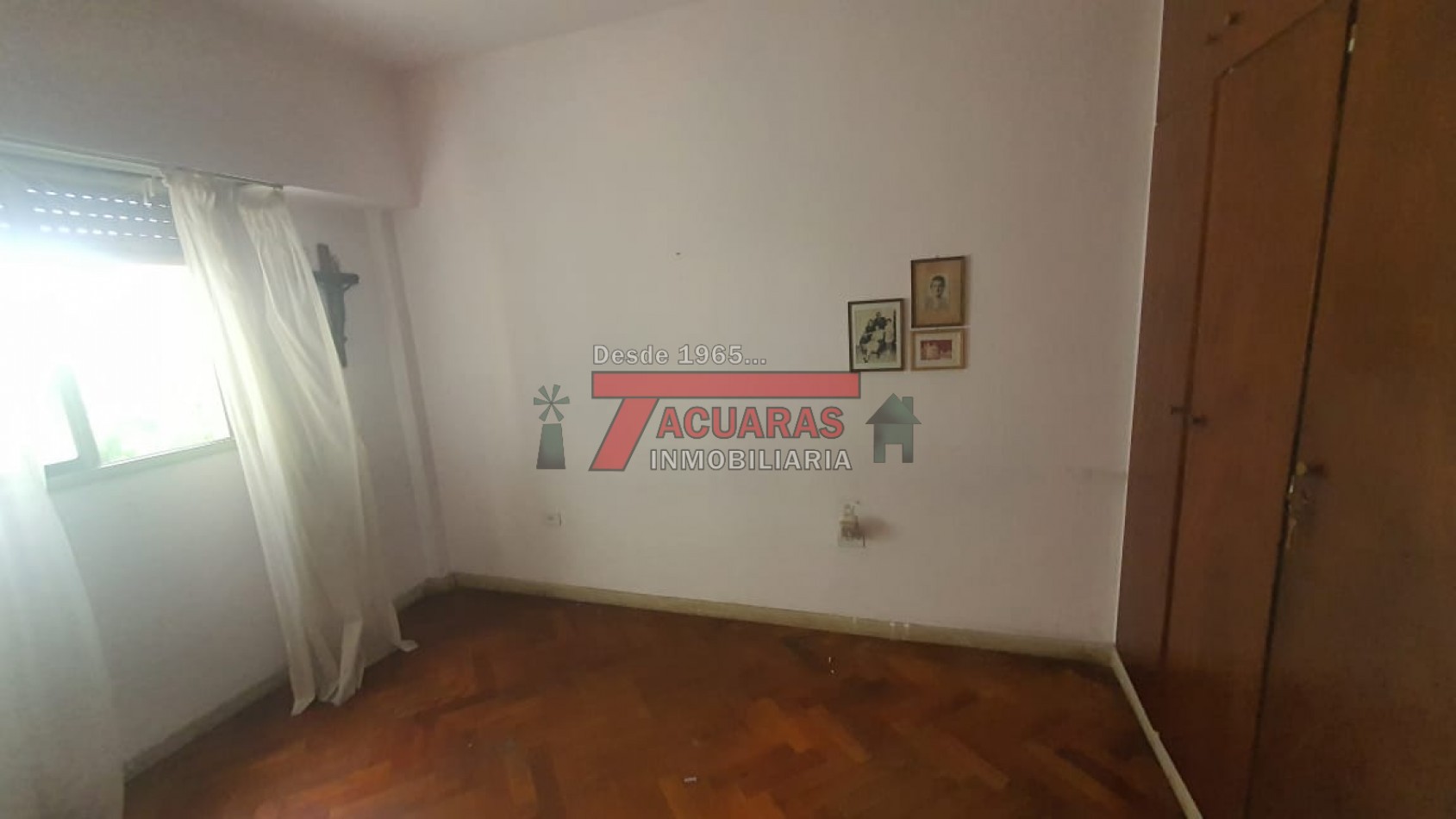 ALQUILER DE DEPARTAMENTO DE 3 DORMITORIOS Y COCHERA  EN CALLE  BUENOS AIRES