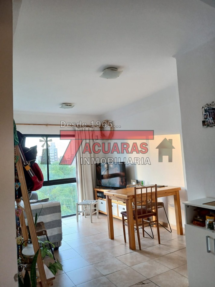 VENTA DE DEPARTAMENTO DE 1 DORMITORIO EN CALLE SALTA.