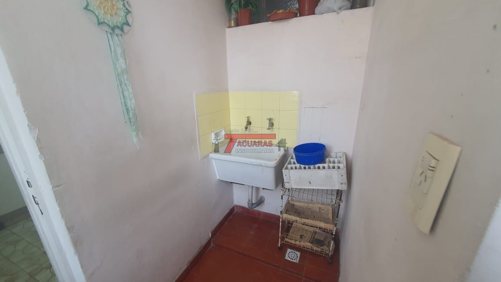 VENTA DE DEPARTAMENTO EN CALLE BUENOS AIRES  463 DE 2 DORMITORIOS Y COCHERA.