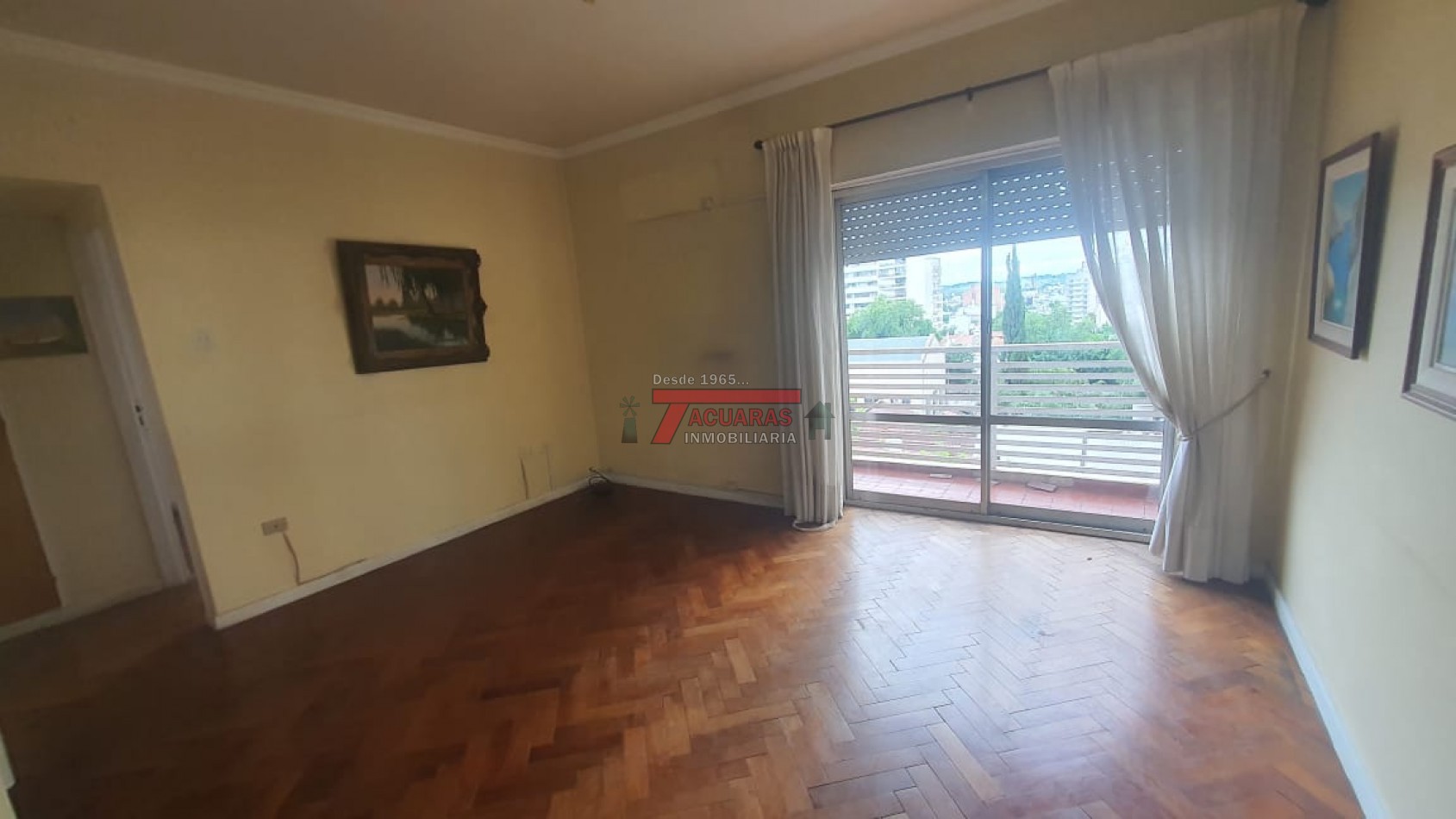 VENTA DE DEPARTAMENTO EN CALLE BUENOS AIRES  463 DE 2 DORMITORIOS Y COCHERA.