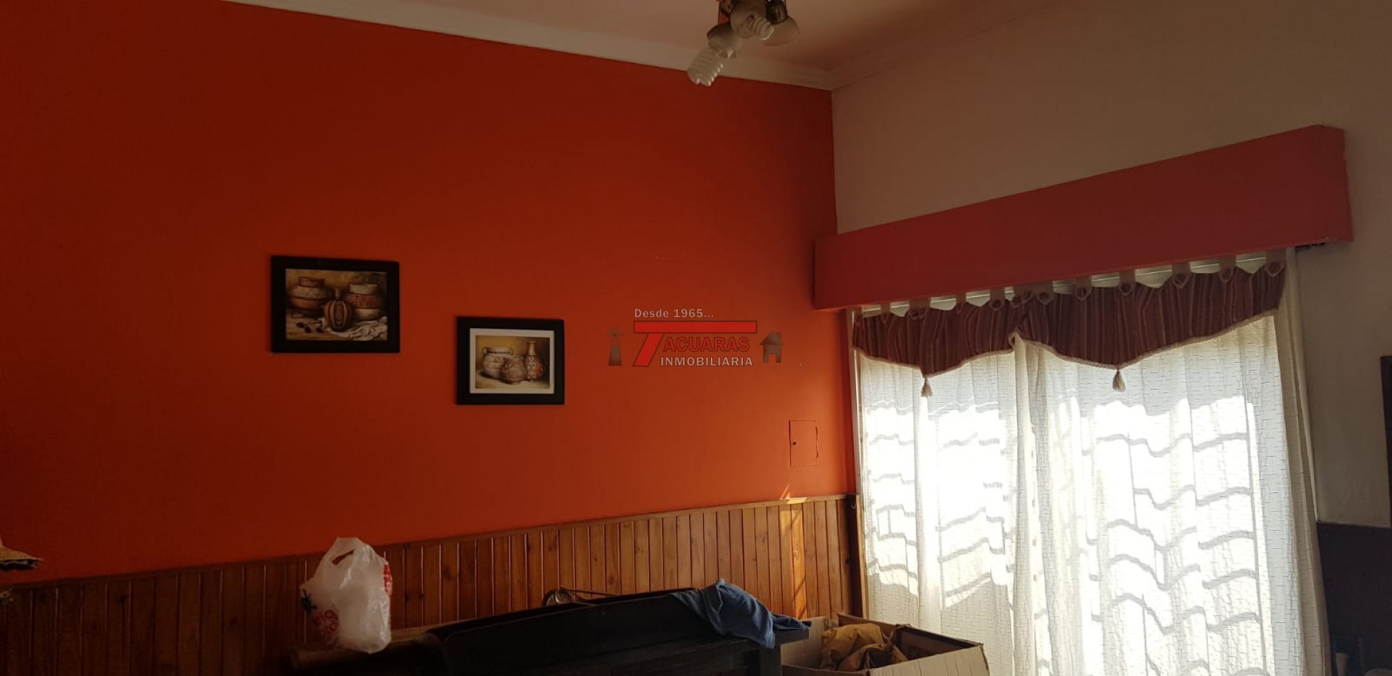 VENTA DE CASA EN CALLE SARAVI ZONA SANTA TERESITA.