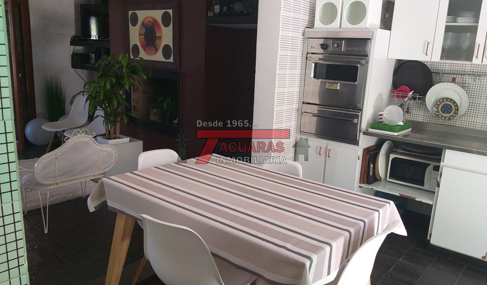 VENTA DE CASA EN PLANTA ALTA 3 DORMITORIOS EN CALLE GUALEGUAYCHU 659 .