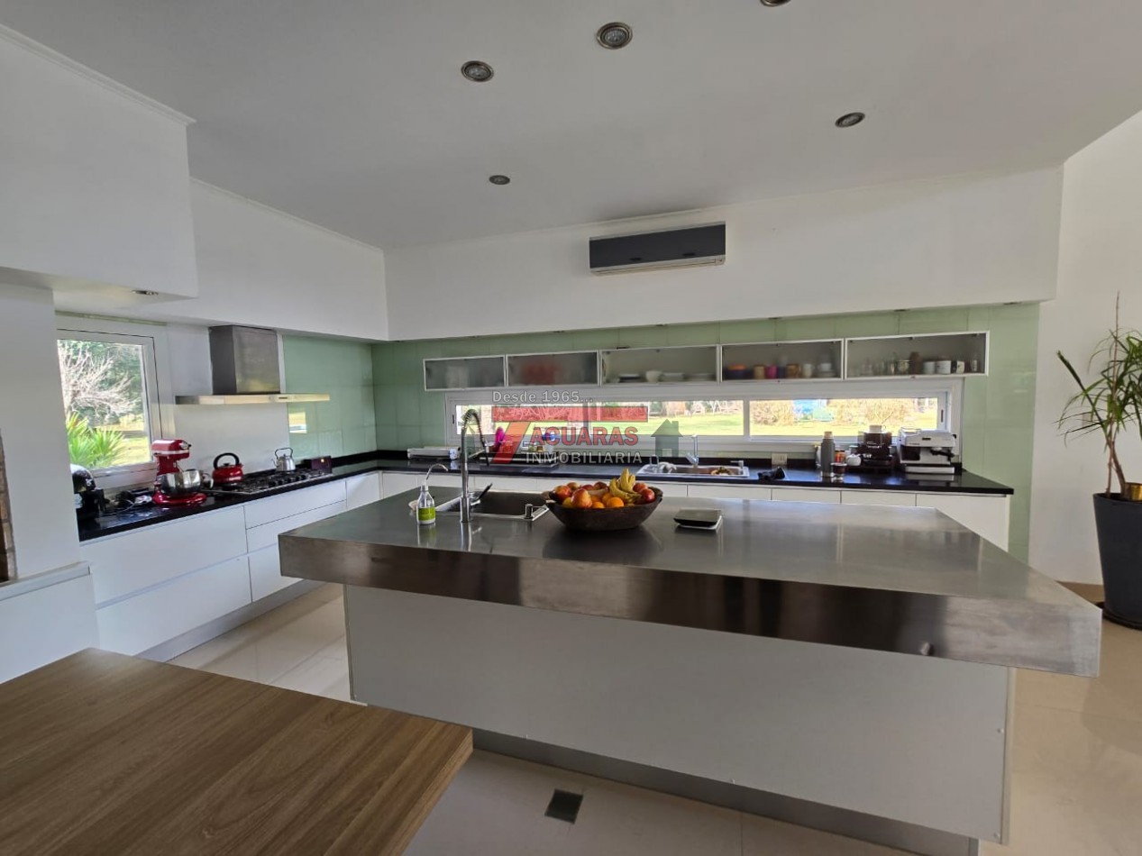 VENTA DE IMPORTANTE PROPIEDAD UBICADA EN LA PICADA .