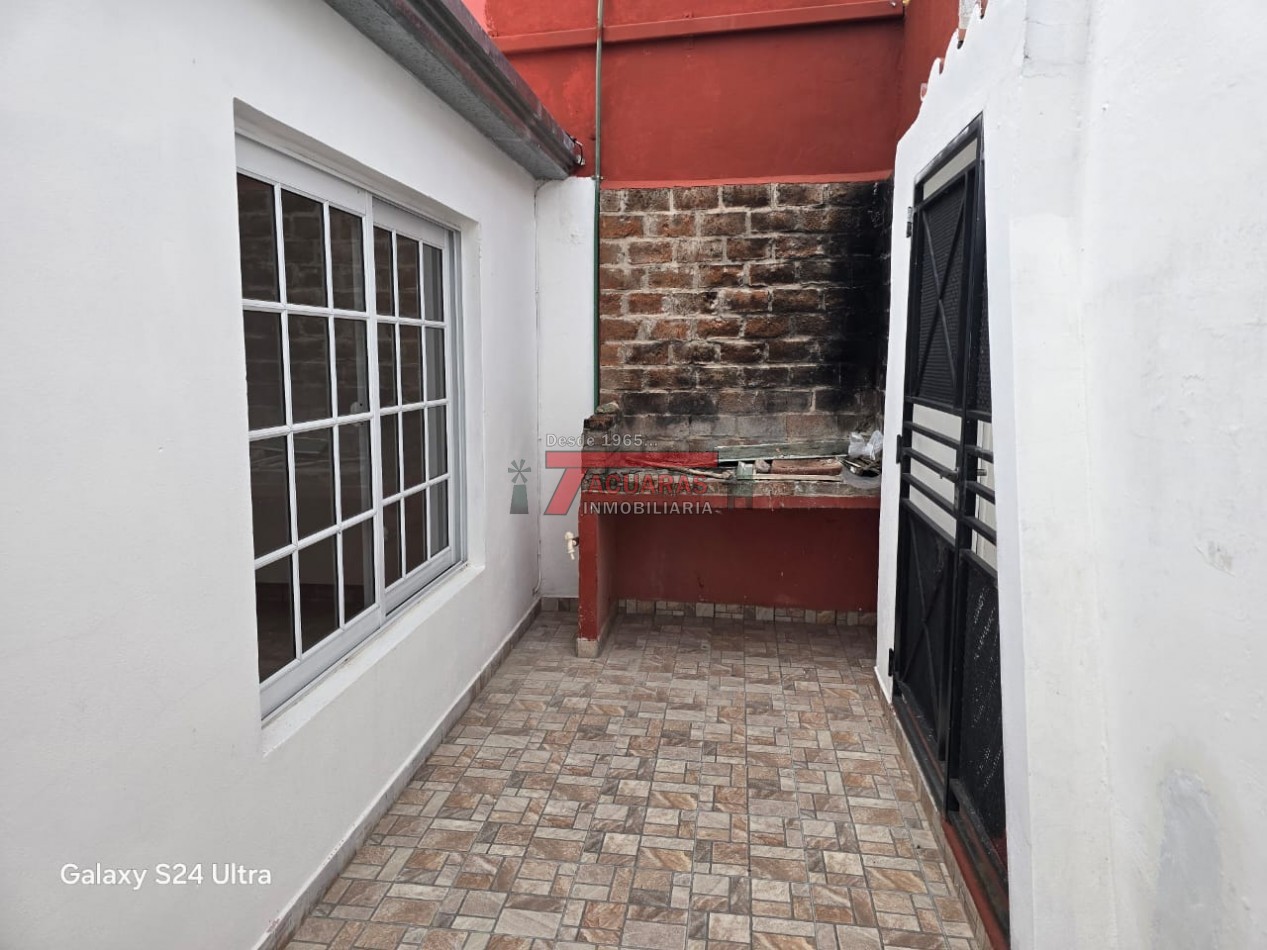 OPORTUNIDAD, CASA INTERNA 3 DORMITORIOS .