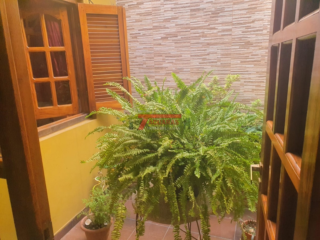 VENTA DE CASA CALLE BLAS  PARERA Y FRANCIA.