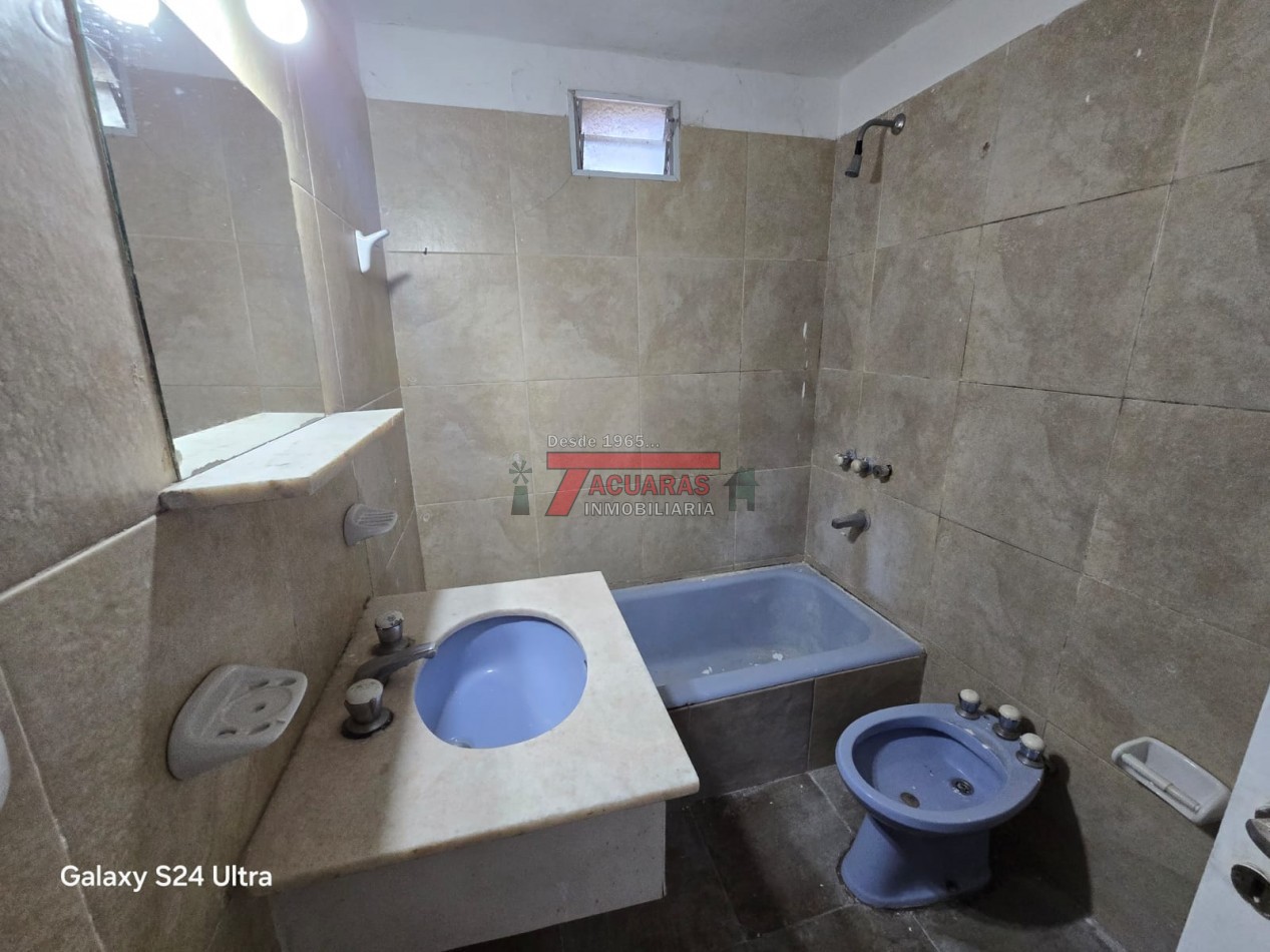 VENTA DE PROPIEDAD CON DOBLE POTENCIAL .Calle Bevilacgua, zona El Rutero.