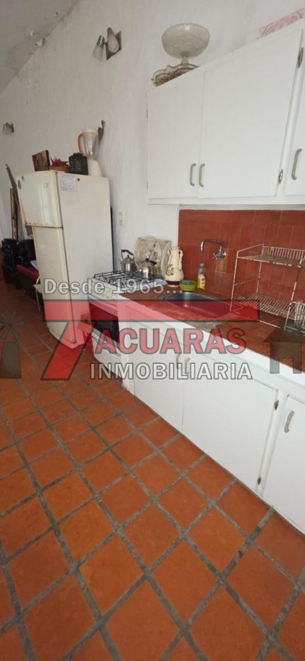 CASA EN VENTA ESTILO ANTIGUA EN CALLE LA RIOJA