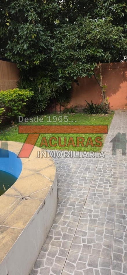 CASA EN VENTA ESTILO ANTIGUA EN CALLE LA RIOJA