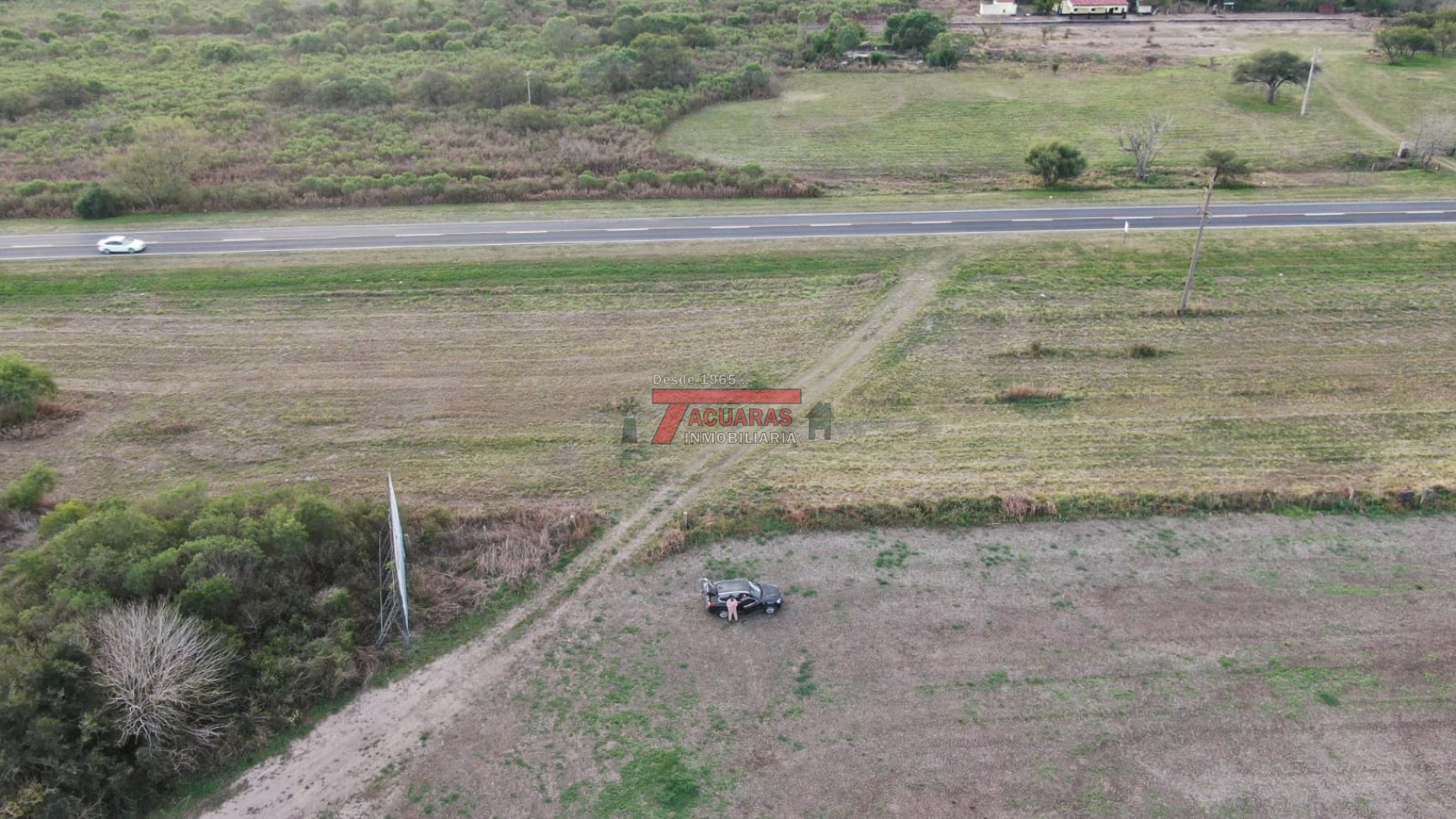 40 HAS. DE CHACRA SOBRE RUTA.