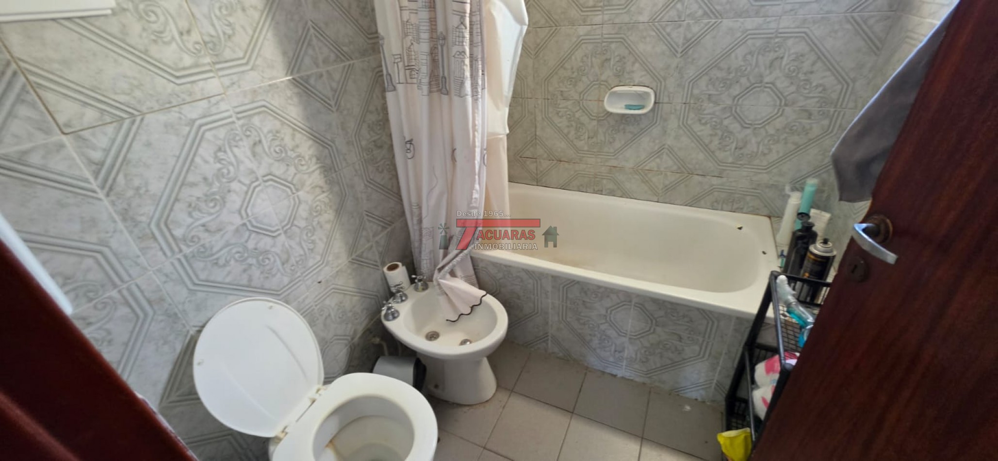 DUPLEX EN VENTA 25 DE MAYO 987 - CON COCHERA.