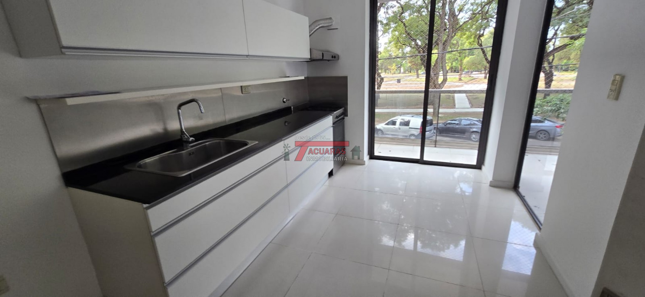 VENTA DE SEMIPISO EN CALLE LOS VASCOS.