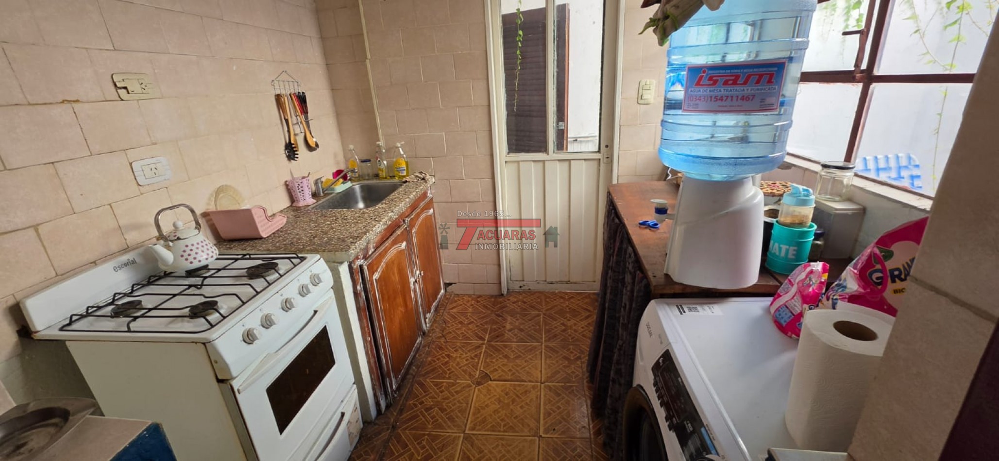 DUPLEX EN VENTA 25 DE MAYO 987 - CON COCHERA.