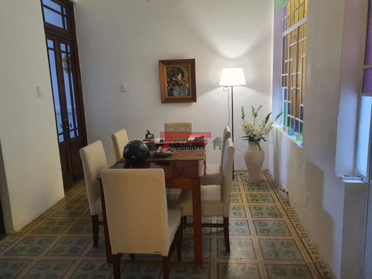 VENTA DE CASA DE 3 DORMITORIOS EN CALLE TUCUMAN ,ATENCION SOLO COMO INVERSION -