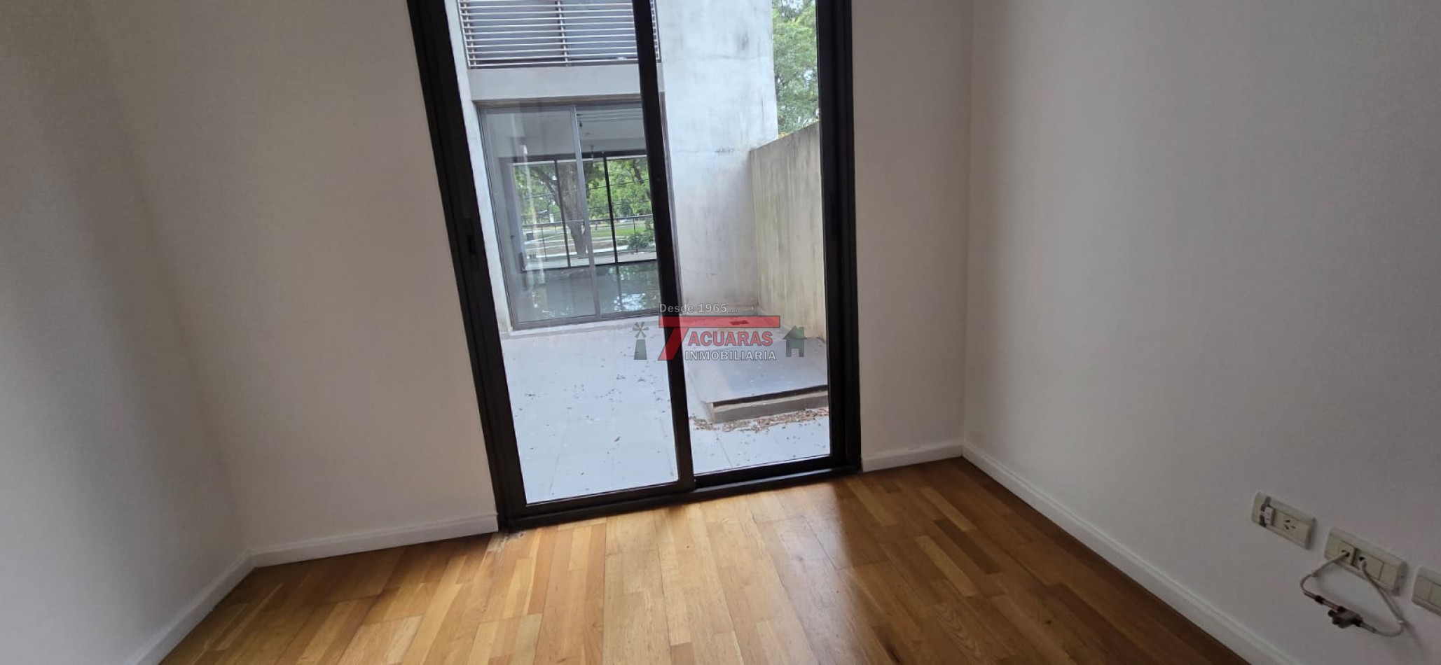 VENTA DE SEMIPISO EN CALLE LOS VASCOS.