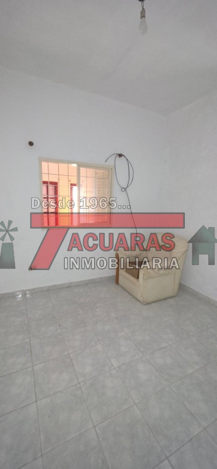 CASA EN VENTA DE 2 DORMITORIOS -CALLE ARTIGAS 