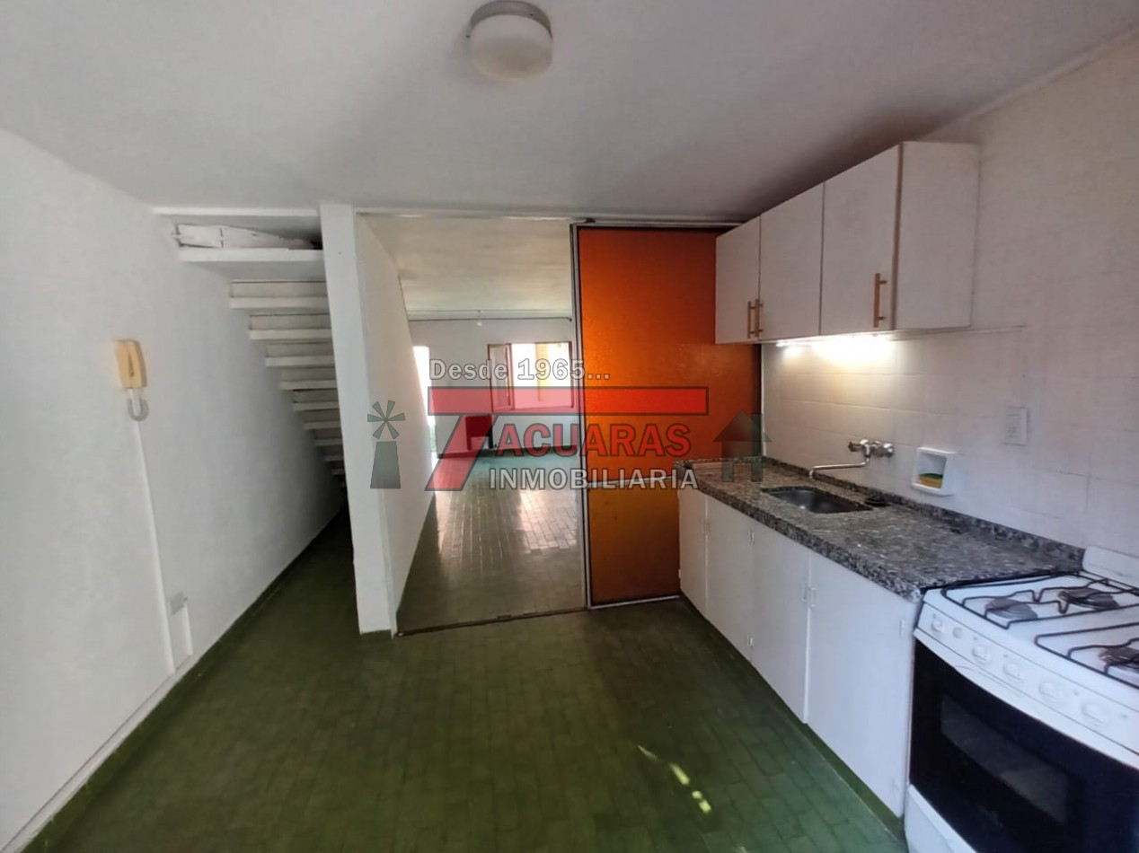 DUPLEX EN VENTA -CALLE DIAMANTE.