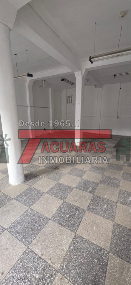 VENTA DE LOCAL EN CALLE GUALEGUAYCHU 780.