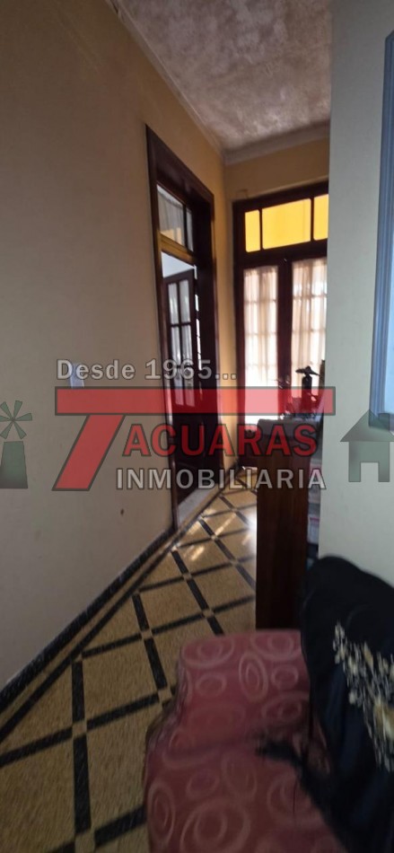 CASA EN VENTA ESTILO ANTIGUA EN CALLE LA RIOJA