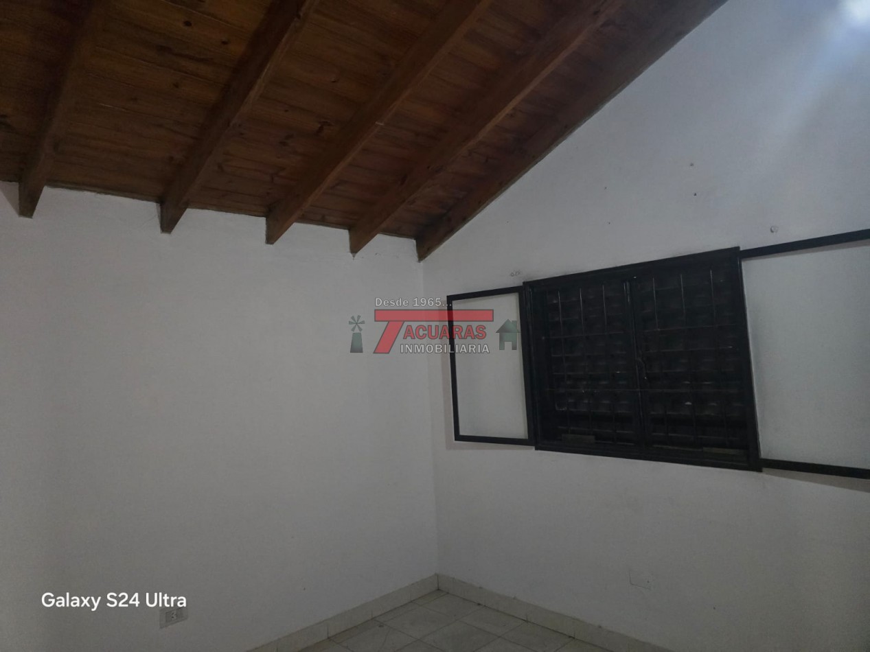 VENTA DE CASA  DE 2 DORMITORIOS EN SAN BENITO.