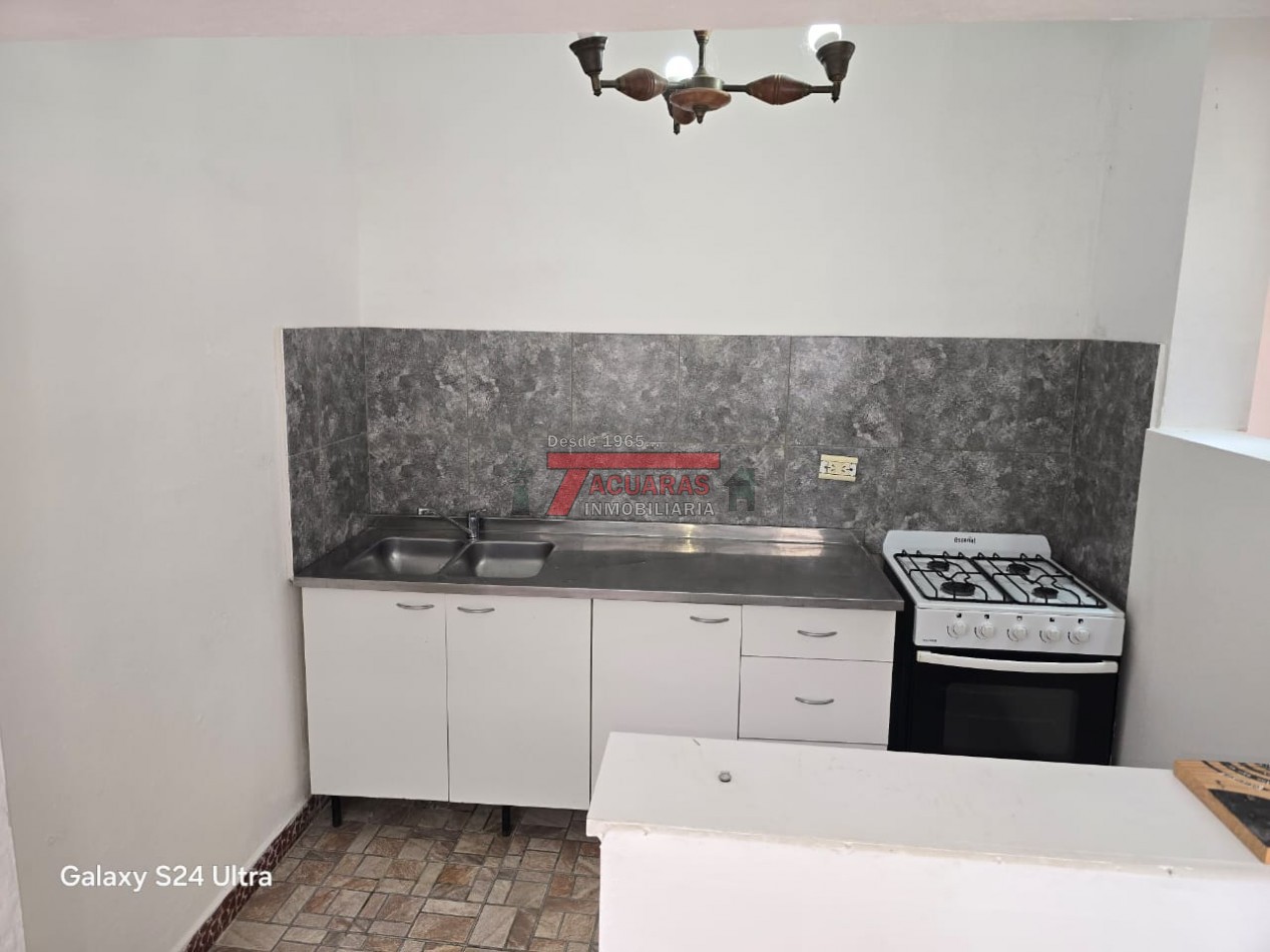 OPORTUNIDAD, CASA INTERNA 3 DORMITORIOS .