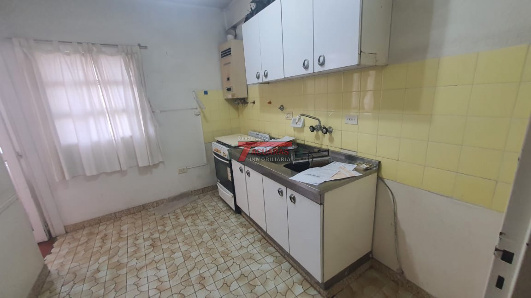 VENTA DE DEPARTAMENTO EN CALLE BUENOS AIRES  463 DE 2 DORMITORIOS Y COCHERA.