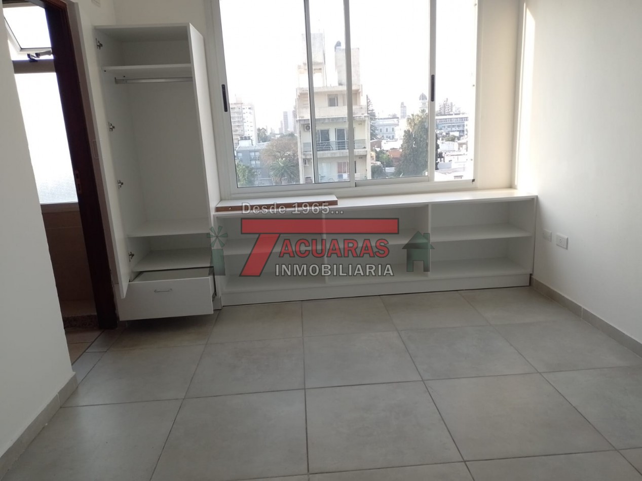 AMPLIO MONOAMBIENTE EN VENTA EN CALLE URQUIZA.