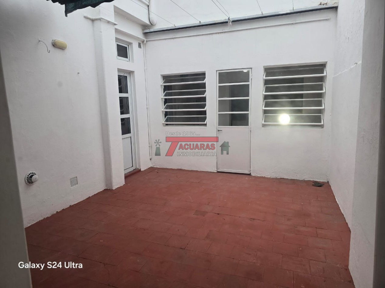 OPORTUNIDAD, CASA INTERNA 3 DORMITORIOS .