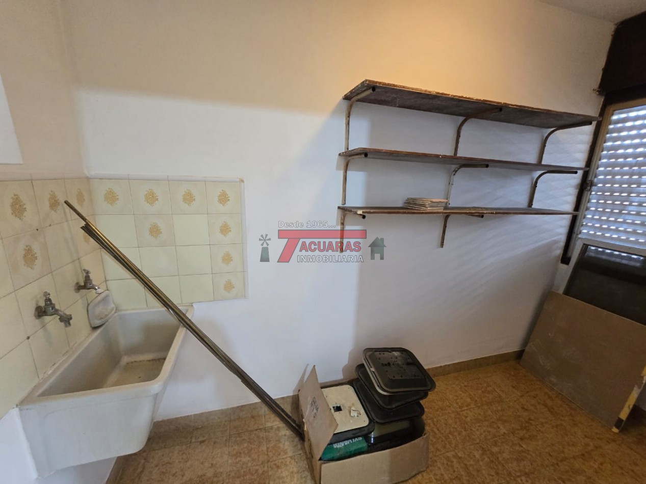 DEPARTAMENTO CENTRICO CALLE PELLEGRINI CASI BAVIO-