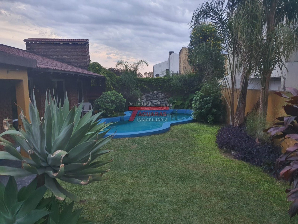 VENTA DE CASA CALLE BLAS  PARERA Y FRANCIA.