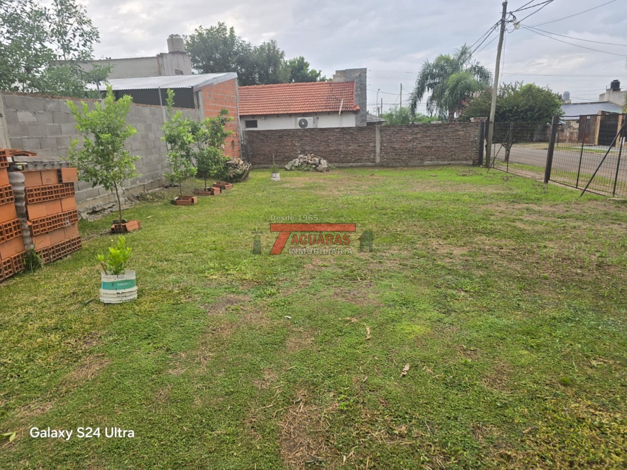 VENTA DE CASA  DE 2 DORMITORIOS EN SAN BENITO.