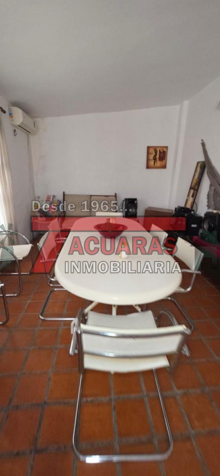 CASA EN VENTA ESTILO ANTIGUA EN CALLE LA RIOJA
