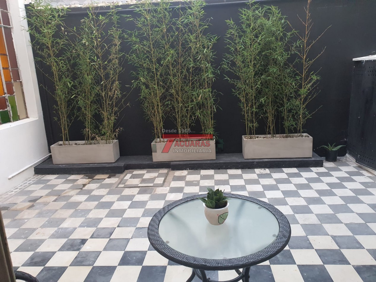 VENTA DE CASA DE 3 DORMITORIOS EN CALLE TUCUMAN ,ATENCION SOLO COMO INVERSION -