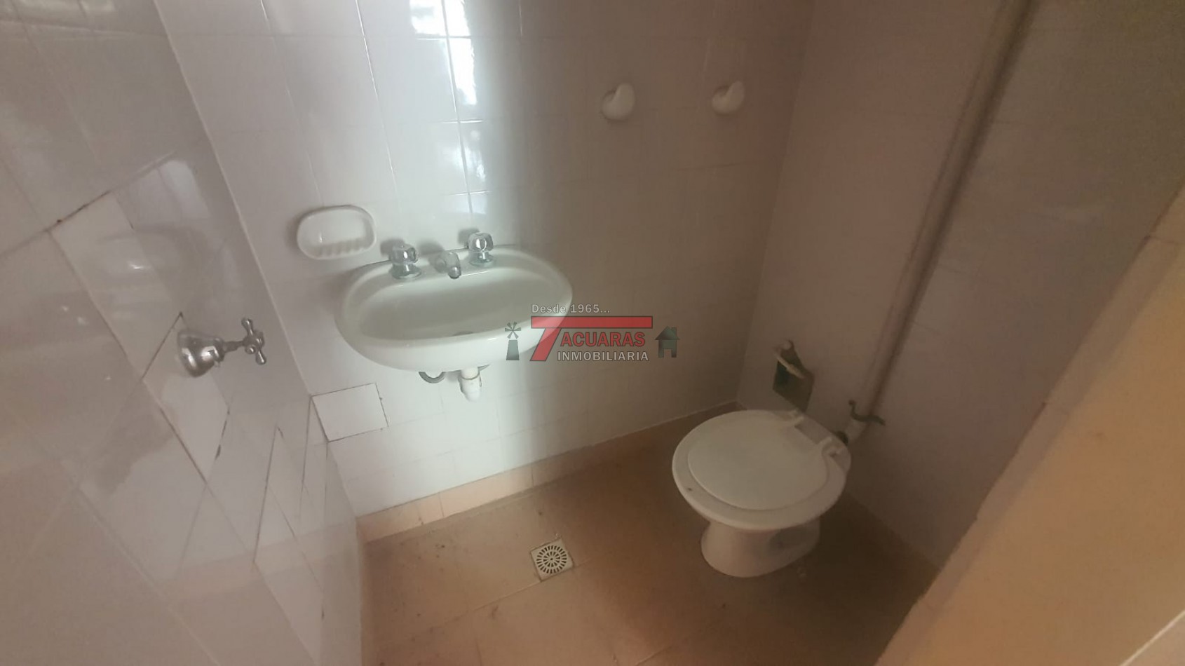 VENTA DE CASA 3 DORMITORIOS CALLE ALSINA.