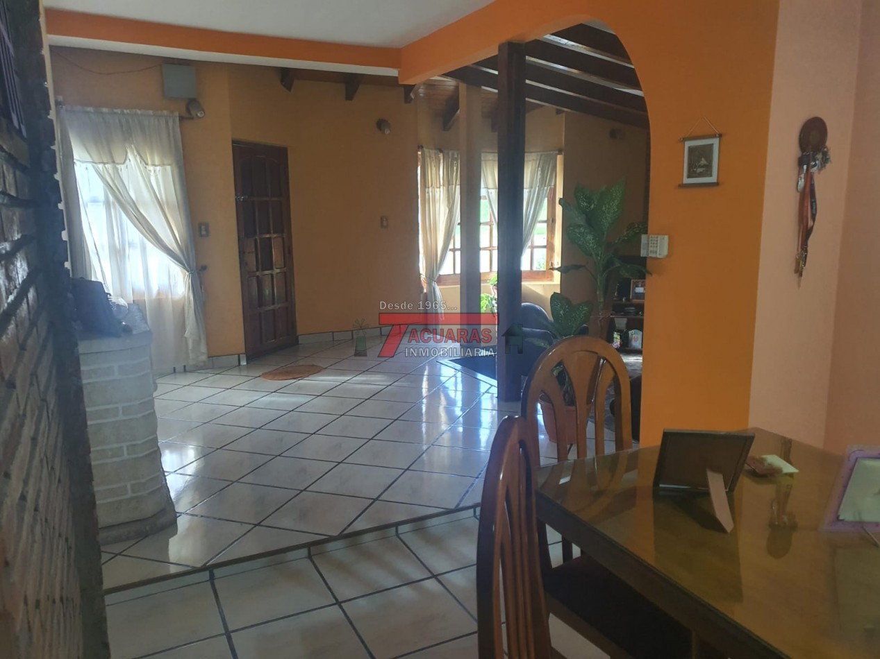 VENTA DE CASA CALLE BLAS  PARERA Y FRANCIA.