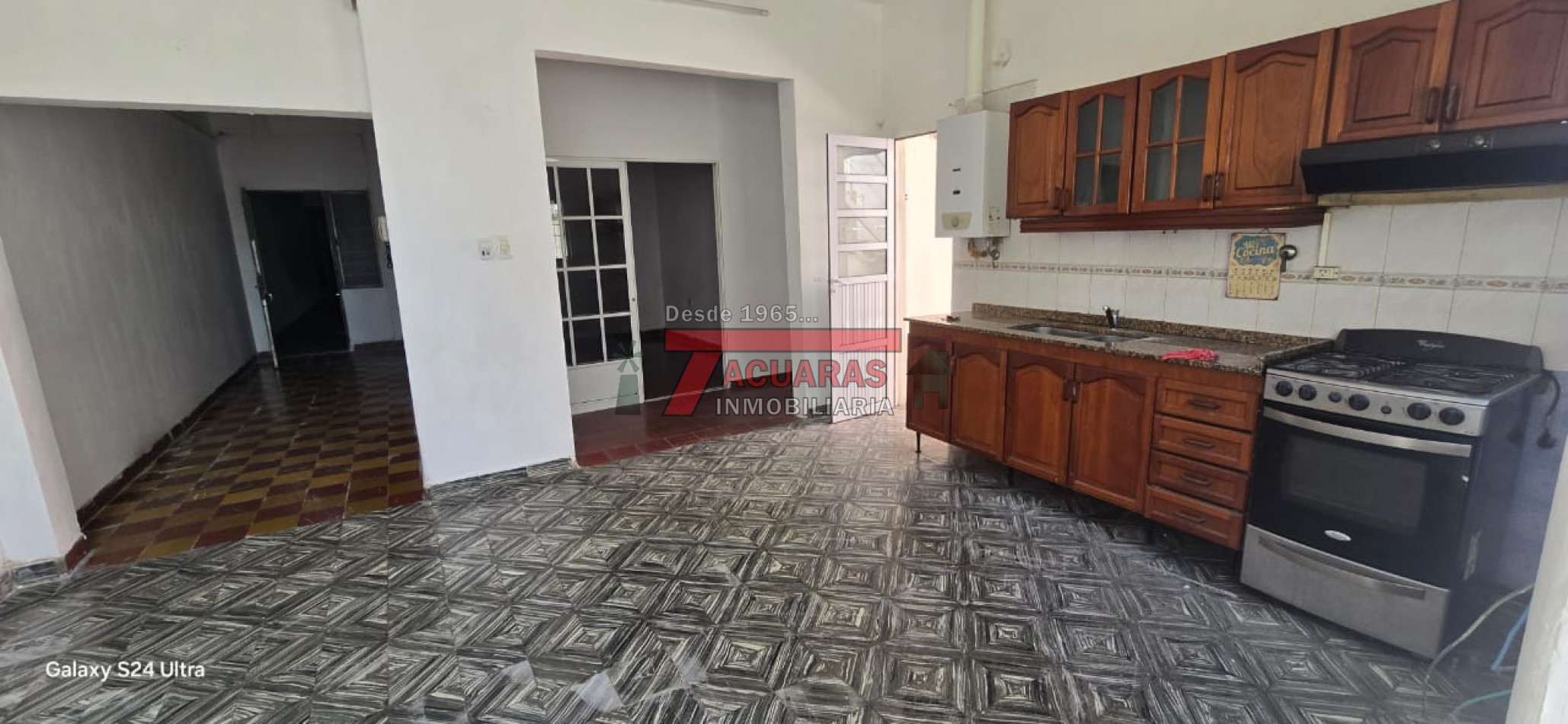 VENTA DE CASA INTERNA EN CALLE ALEM Y AVENIDA RAMIREZ,