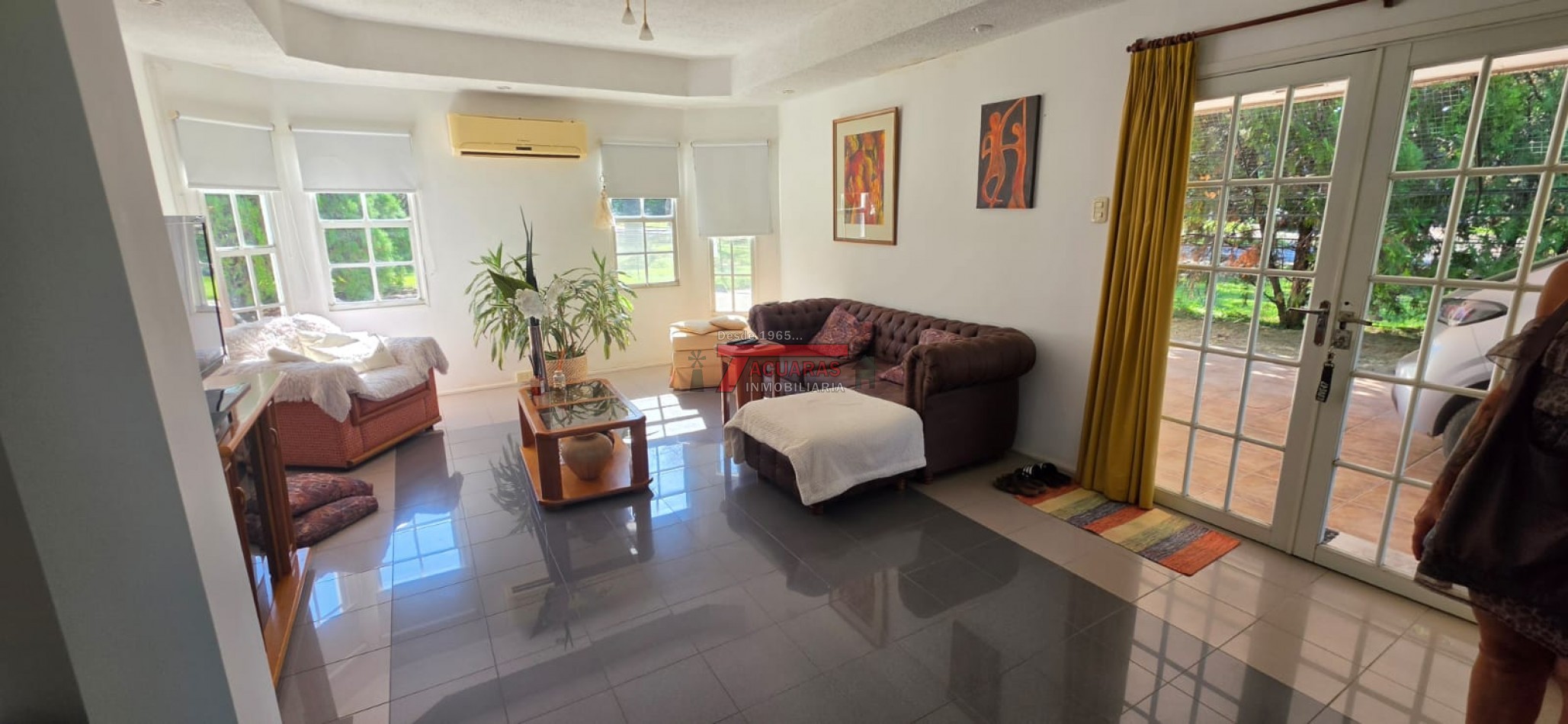 CASA EN VENTA UBICADA EN CALLE BLAS PARERA.