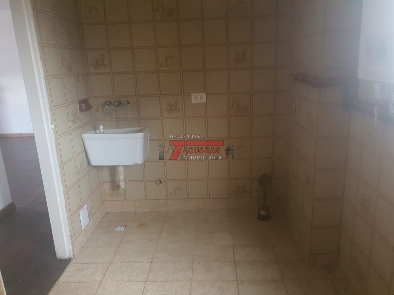 VENTA DE DEPARTAMENTO 3 DORMITORIOS EXCELENTE UBICACION.